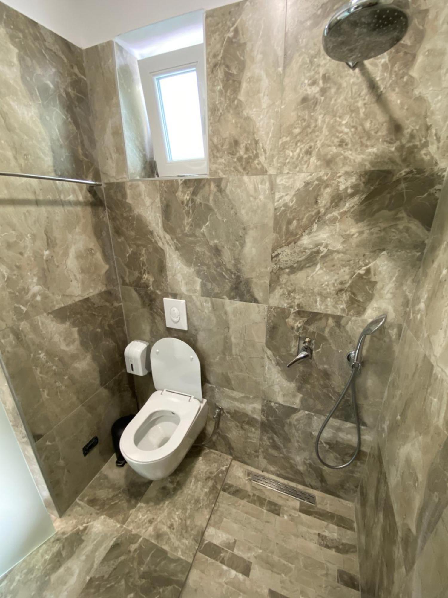 Venis Hotel Tirana Room photo